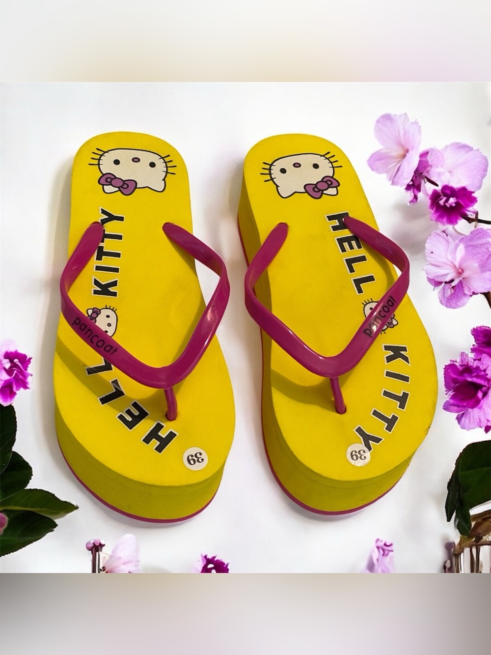 🌸 YELLOW FLIP FLOPS with Magenta Straps